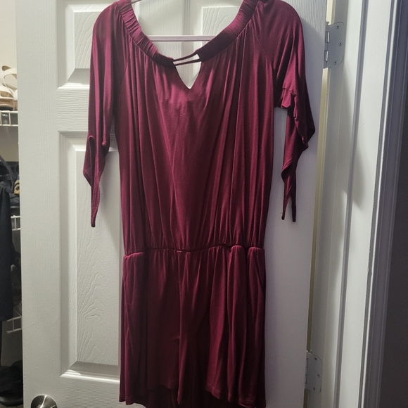 Romper - Picture 2 of 2